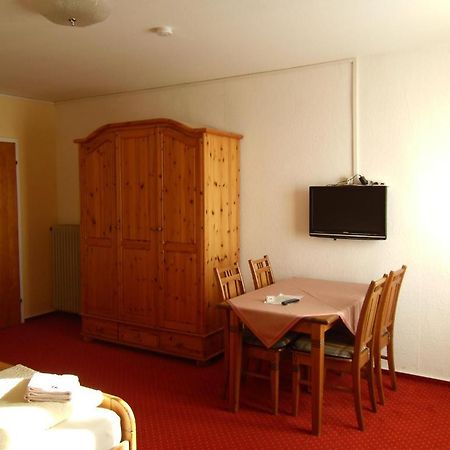 Hotel Gasthof Zum Neubau Kisslegg Room photo